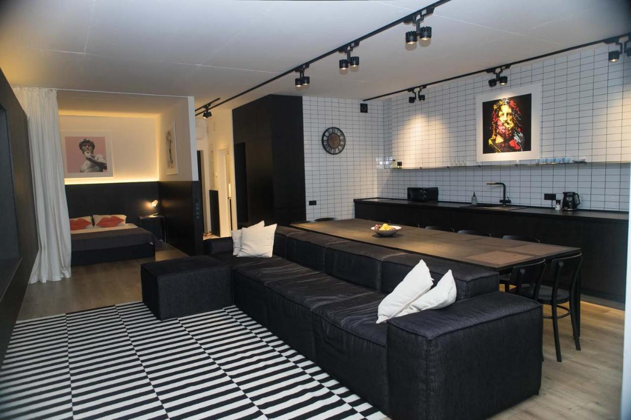 Stylish 1 Bedroom Studio Near Most City Dněpropetrovsk Exteriér fotografie